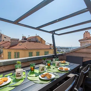 Apartment Anzur Yourhosthelper